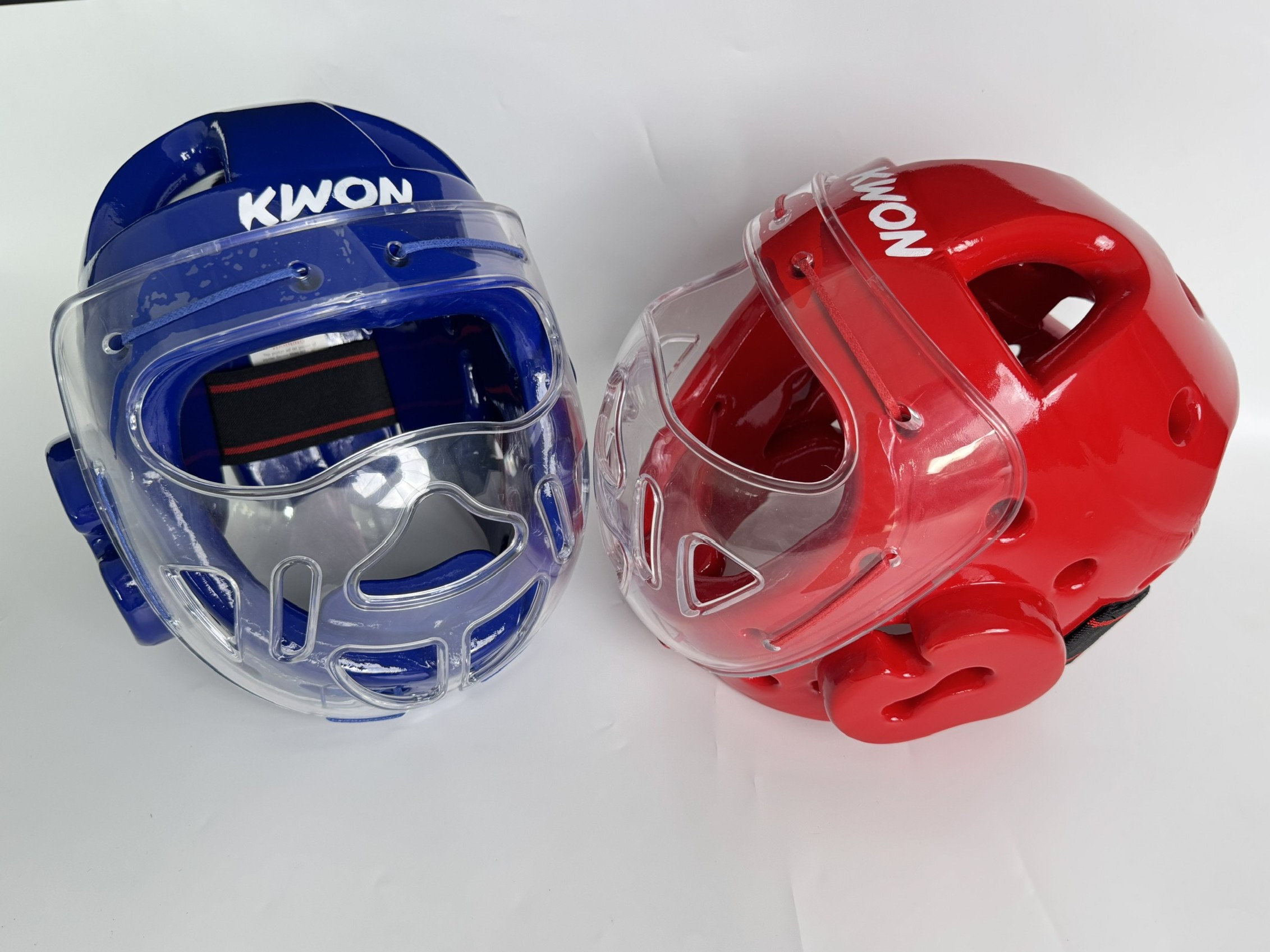 Bảo hộ chân, ống quyển (Shin Guards)